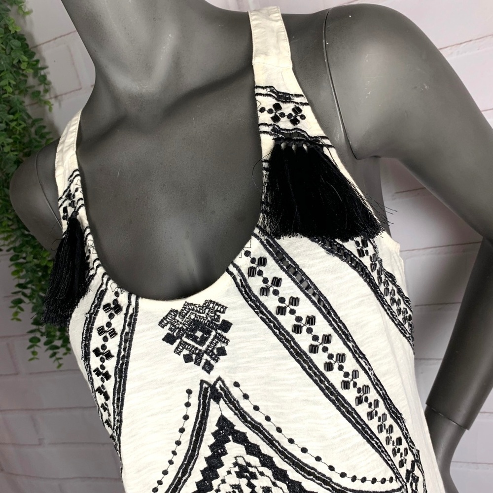 🚫SOLD! I•BANANA REPUBLIC•I Sleeveless Blouse - Picture 2 of 8